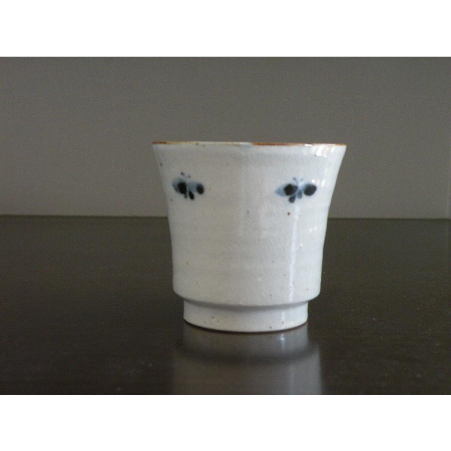 砥部焼　湯のみ　C(蝶）柄　古砥部　陶彩窯　焼き物　陶器 |  | 01