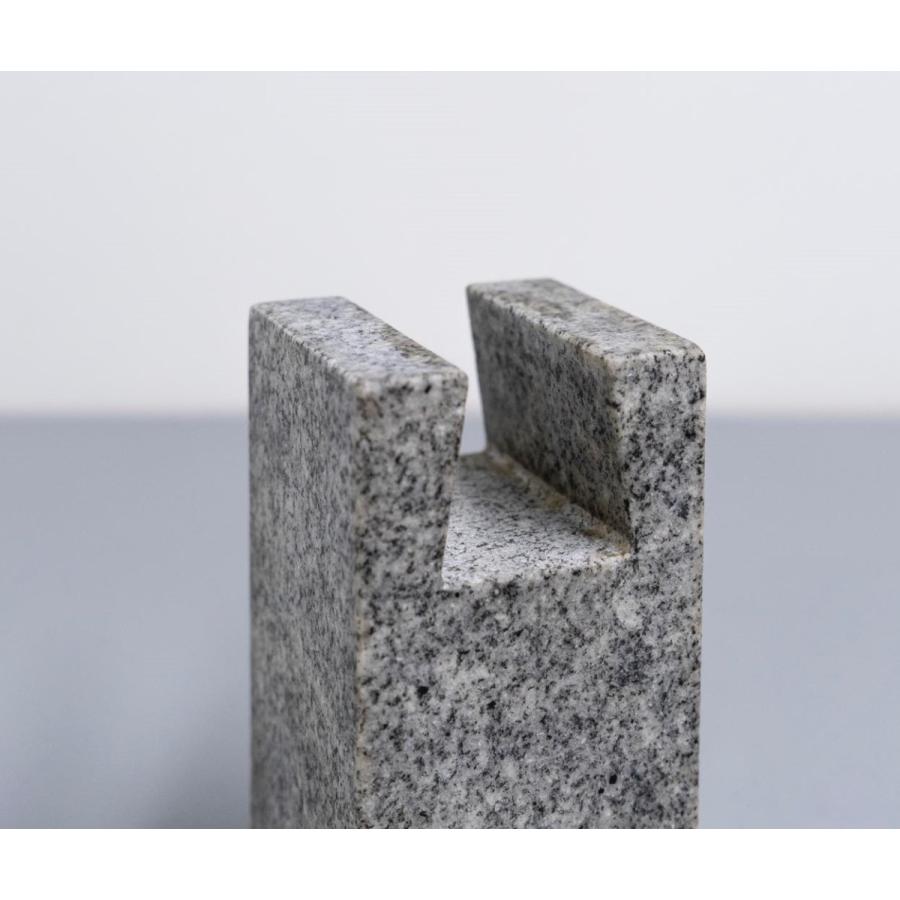 一輪ざし　flower vase  　OT - VASE / komame 　庵治石  自然　石  AJI PROJECT　 |  | 03