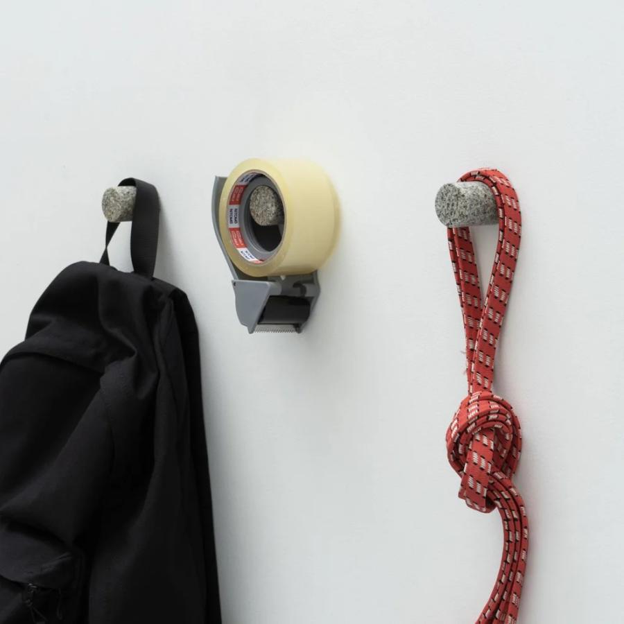 壁掛けフック　 CS - HOOK / sabi　庵治石  自然　石  AJI PROJECT |  | 01