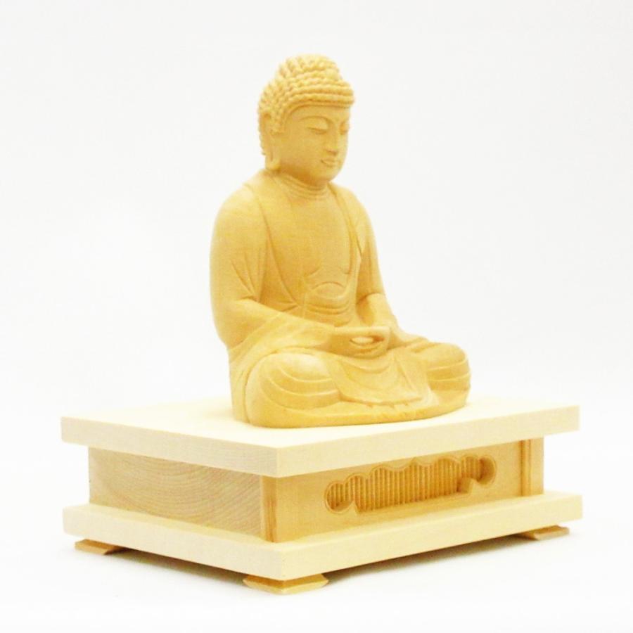 仏像 釈迦如来 座像 身丈3.5寸 総高18cm 四角台座 桧木 木彫り仏像 木製 仏壇用 ご本尊 曹洞宗 臨済宗 天台宗 禅宗 仏具の画像