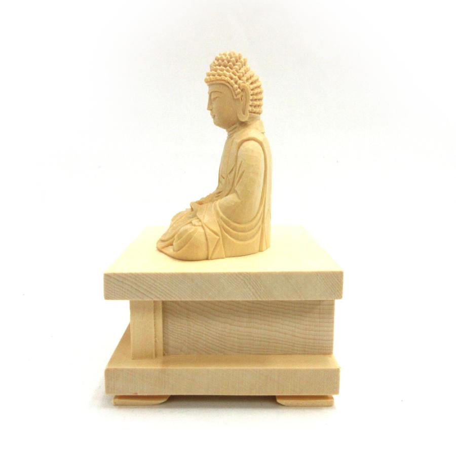 仏像 釈迦如来 座像 身丈2.0寸 総高12.5cm 四角台 桧木 木彫り仏像 木製 仏壇用 ご本尊 曹洞宗 臨済宗 天台宗 禅宗 ミニ仏像 コンパクト 小さい 仏具_3