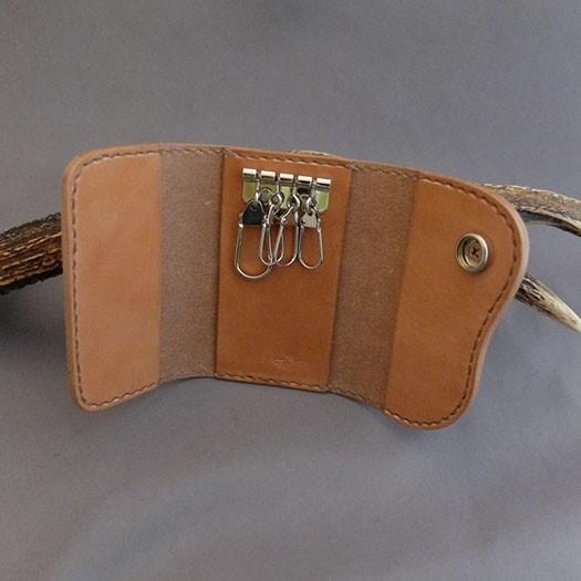 ブラウン　kaoyorinakami leather key case レザー 楽天市場】3色 KANSAI YAMAMOTO（カンサイ・ヤマモト）リアル