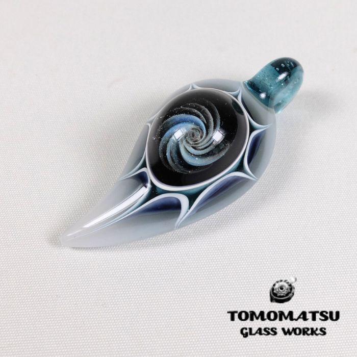 TOMOMATSU GLASS WORKS/ガラスペンダントトップ スペースクロー(L