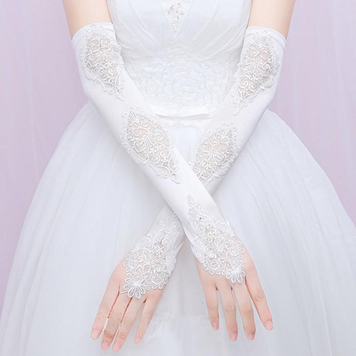 ウェディンググローブ ロンググローブ フィンガーレス 刺繍 オフホワイト ロング 伸縮性 結婚式 F6 ビジュー デ フルール 通販 Yahoo ショッピング