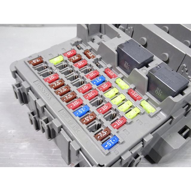 オデッセイ DBA-RC1 ヒューズ ボックス BOX K24W アブソルート 7人乗り