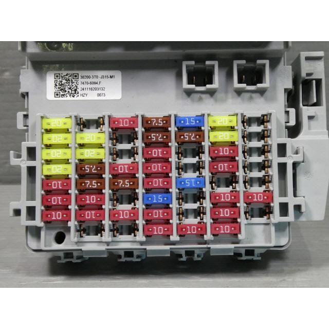 ステップワゴン 6AA-RP8 ヒューズ ボックス BOX LFA-H4 38200-3T0-J315-M1 令和7年 e:HEV AIR ...