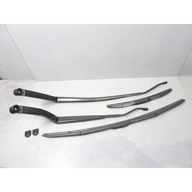 ノア 6BA-MZRA90W フロントワイパーアーム 令和7年 S-Z 1kurudepa