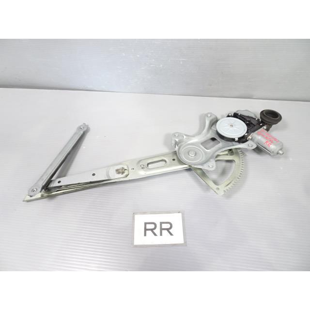 プリウスα DAA-ZVW41W R リア リヤ 右 ドア レギュレーター 202