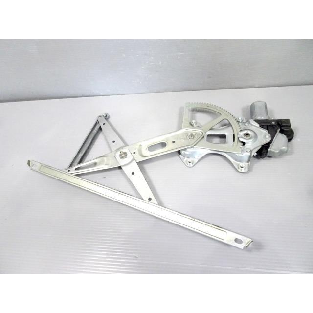 プリウスα DAA-ZVW41W R リア リヤ 右 ドア レギュレーター 202