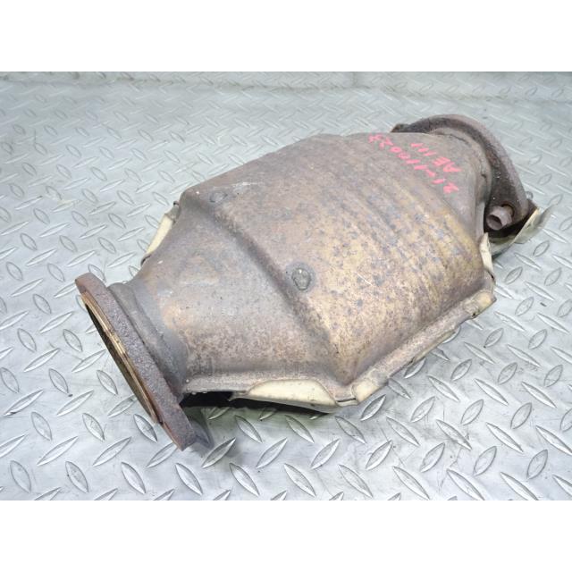 カローラレビン GF-AE111 触媒 コンバーター 205 ジャンク品 4A-FE