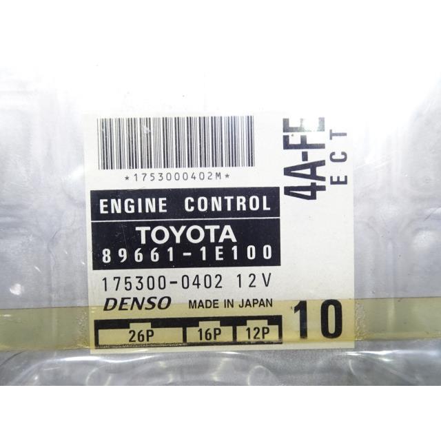 カローラレビン GF-AE111 エンジン メイン コンピューター ECU 205 