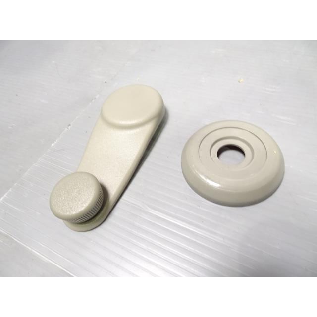 NV100クリッパー HBD-DR17V R リア リヤ 右 ドア 内張り 右後 Z2S