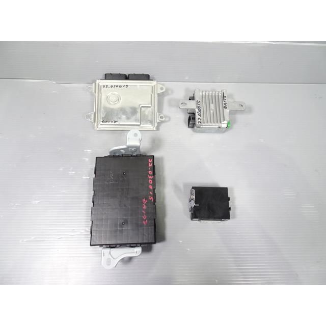 エブリイワゴン エブリィ 5BD-DA17V 「コンピューターセット」 26U ECU