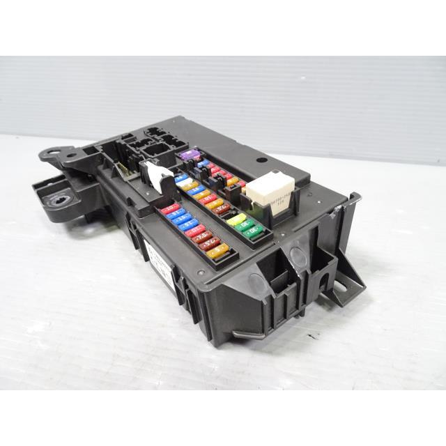 ピクシスメガ DBA-LA700A ヒューズ ボックス BOX W24 室内用 ウェイク