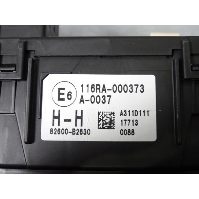 ピクシスメガ DBA-LA700A ヒューズ ボックス BOX W24 室内用 ウェイク