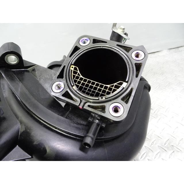 NOAH ノア DBA-ZRR80W インマニ インテークマニホールド 3R9 17120
