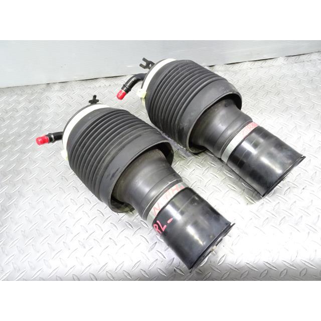 トヨタ　ノア　ヴォクシー　エスクァイア　GR純正ダウンサス NOAH ノア DBA-ZRR80W 「純正エアサス」 3R9 リヤ左右用 161654