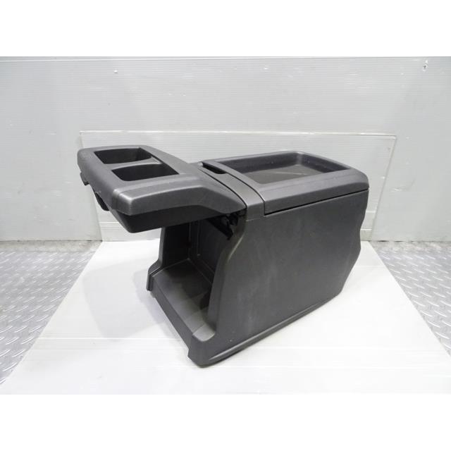 ヴェルファイア DBA-ANH20W コンソール ボックス BOX 202 AC100V付