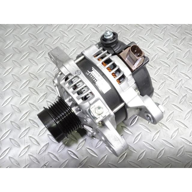 カローラツーリング 3BA-ZRE212W ダイナモ オルタネーター 1K3