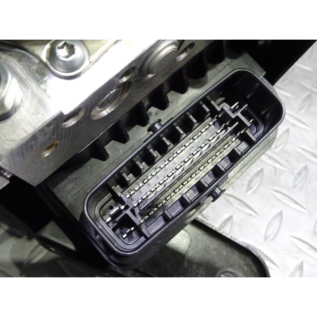 エブリイワゴン エブリィ 3BA-DA17W ABS アクチュエーター ユニット