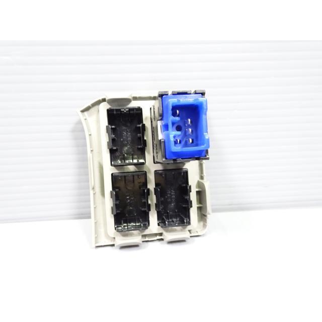 エブリイワゴン エブリィ 3BA-DA17W 「リヤヒータースイッチ」 ZVJ PZ