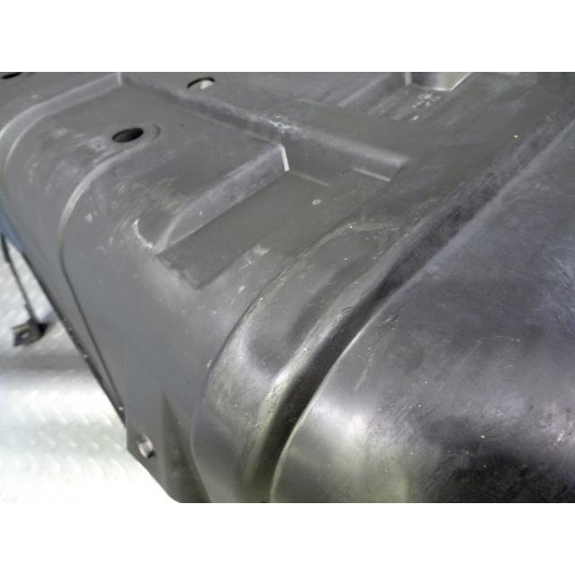 NV350キャラバン LDF-VW2E26 燃料 フューエル タンク K23 カバー