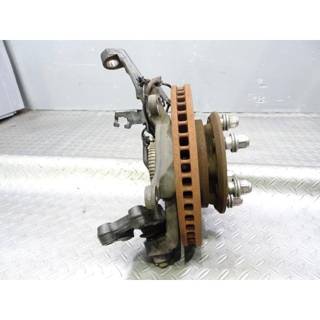 NV350キャラバン LDF-VW2E26 F フロント 右 ナックル ハブ 右前 K23 