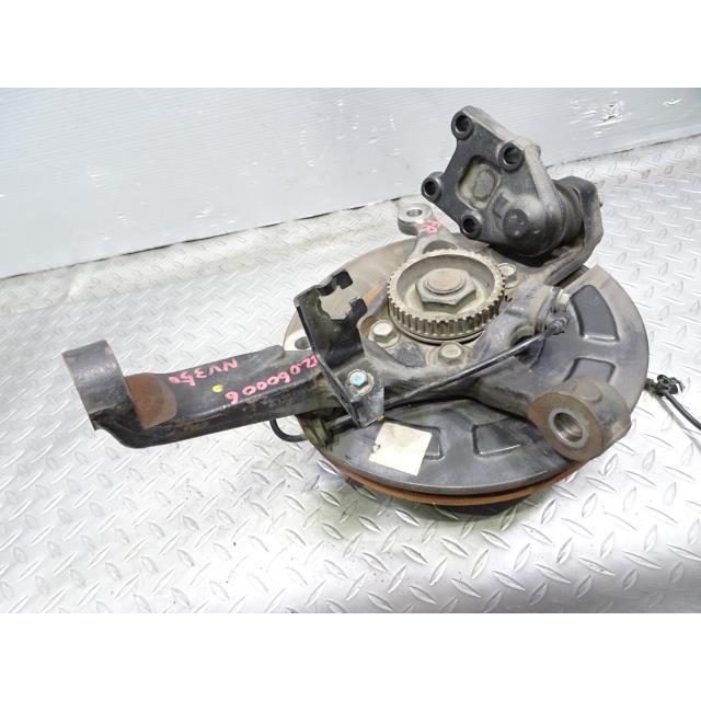 NV350キャラバン LDF-VW2E26 F フロント 右 ナックル ハブ 右前 K23 