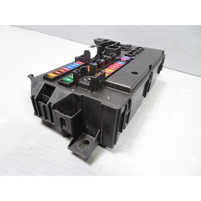 トール（ダイハツ） トール DBA-M910S ヒューズ ボックス BOX W24 室内