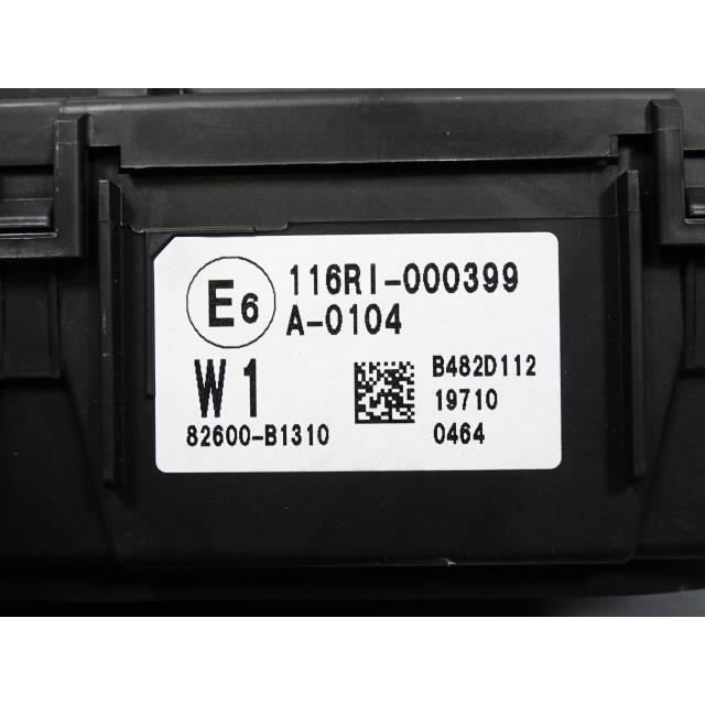 トール（ダイハツ） トール DBA-M910S ヒューズ ボックス BOX W24 室内 