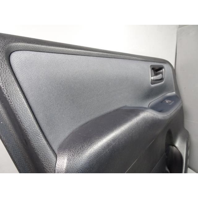 ヴォクシー DBA-ZRR80W F フロント 左 ドア 内張り 左前 070 トリム ZS