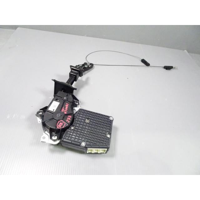 N-BOX N−BOX 6BA-JF3 右パワースライドドアモーター NH883P 右