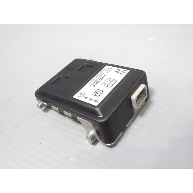 ハイエース純正 前方認識カメラ 8646C-0L010 ハイエース CBF-TRH200V カメラ 1E7 Fガラス用 8646C-0L010 5型 ロング