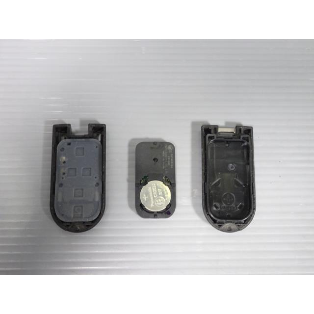 CAST（ダイハツ） キャスト DBA-LA250S スマートキー キーレス