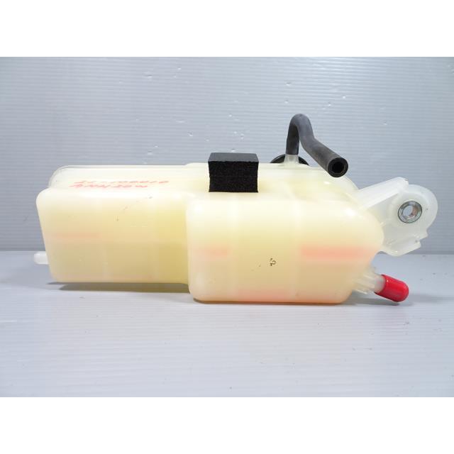 ヴェルファイア DBA-ANH20W ラジエータ ラジエターリザーブタンク 202