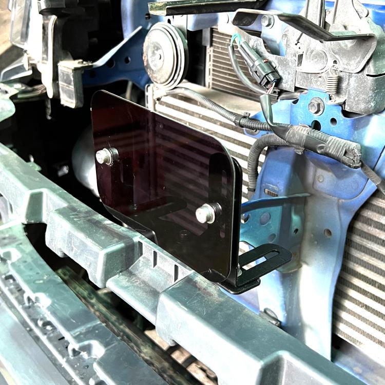 移設 ブラケット ハイラックス GUN125 後期 ミリ波レーダー