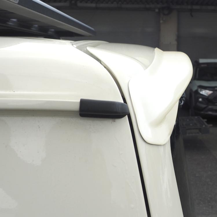 ハイエース　ナロー用純正リヤウイング　スポイラー　220 2510-12.jpg