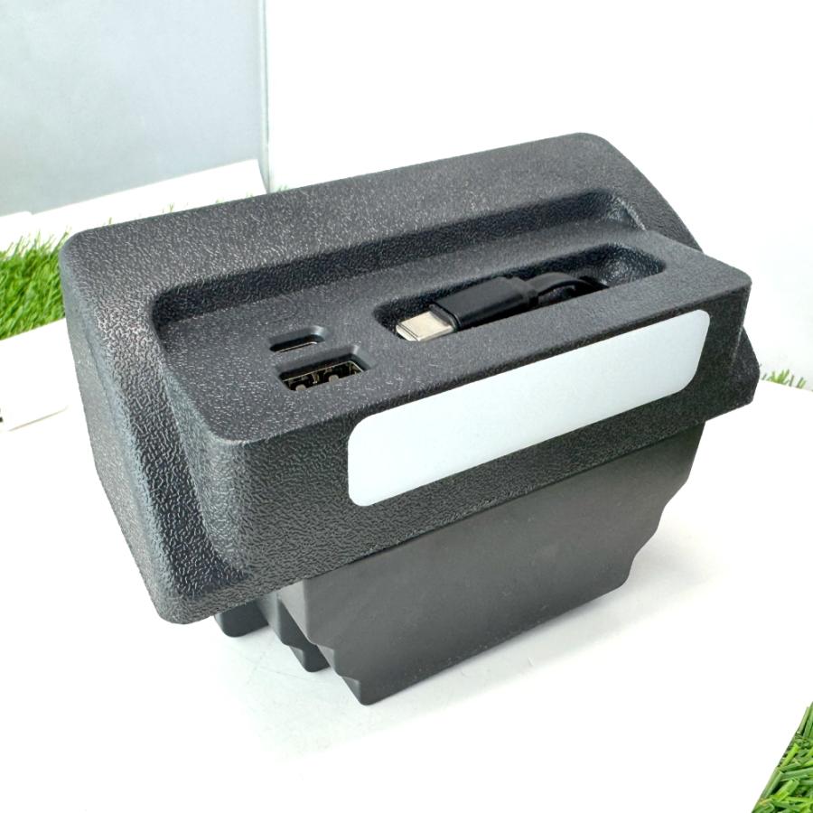 ハイエース 200系 USB 電源 増設 ユニット USBポート USBソケット USB