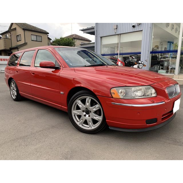 支払総額680 000円 ボルボ ローン最低月額7 600円 中古車 ボルボ V70 ボルボ サンルーフ サンルーフ 140 21 厳選 中古車ショッピング