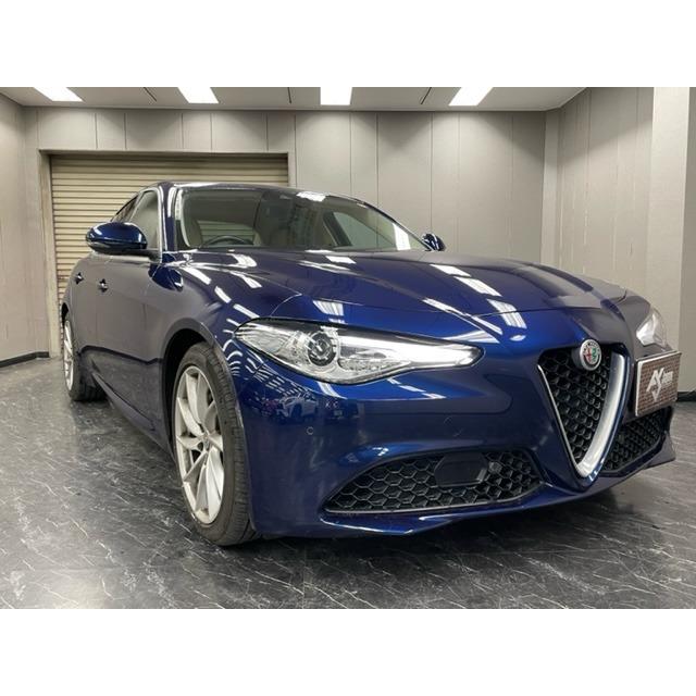 中古車 自動車 アルファロメオ Acc ジュリア 本革シート ハーマンカードン Acc 38