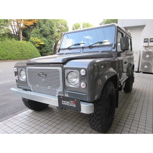 【未使用】ランドローバー ディフェンダー ヘリテージ ライト ベゼル 左右セット 中古車 ランドローバー ディフェンダー ヘリテイジカスタム 6人乗り