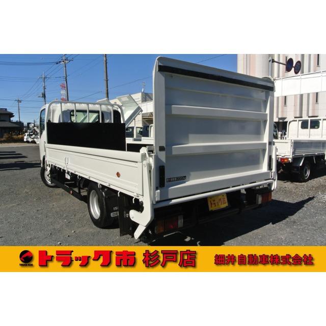 中古車 いすゞ エルフ ワイドロング全低床 アームpg 荷台鉄板 積載2トン 1年間走行距離無制限保証 いすゞ Www Bollywoodpapa Com