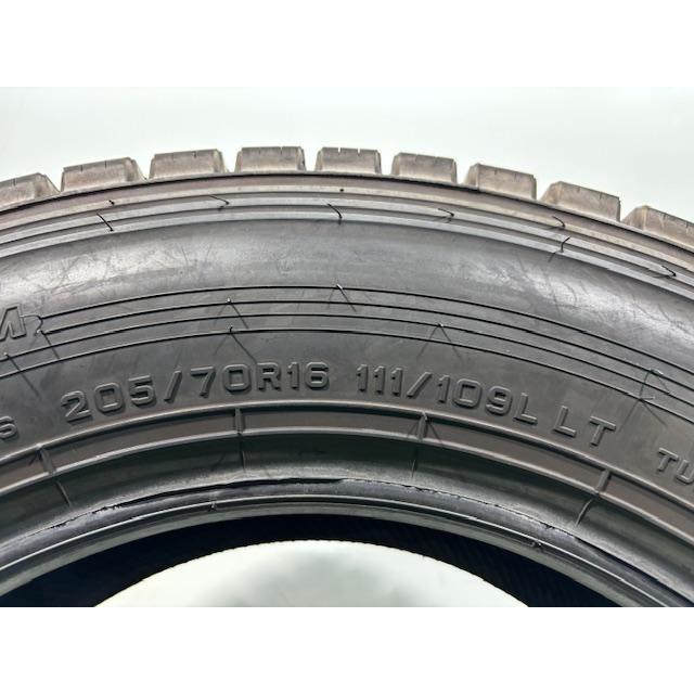 WINTER MAXX LT03 ☆送料込み☆ 2020年製 205/70R16 111/109L LT
