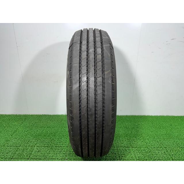 ヨコハマ SUPER STEEL RY108B 205/70R16 111/109L LT 1本　10分溝　スペア外し品！　程度良好！ ヨコハマタイヤ（YOKOHAMA TIRE） ☆送料込み☆ 未使用品 2022年製 205