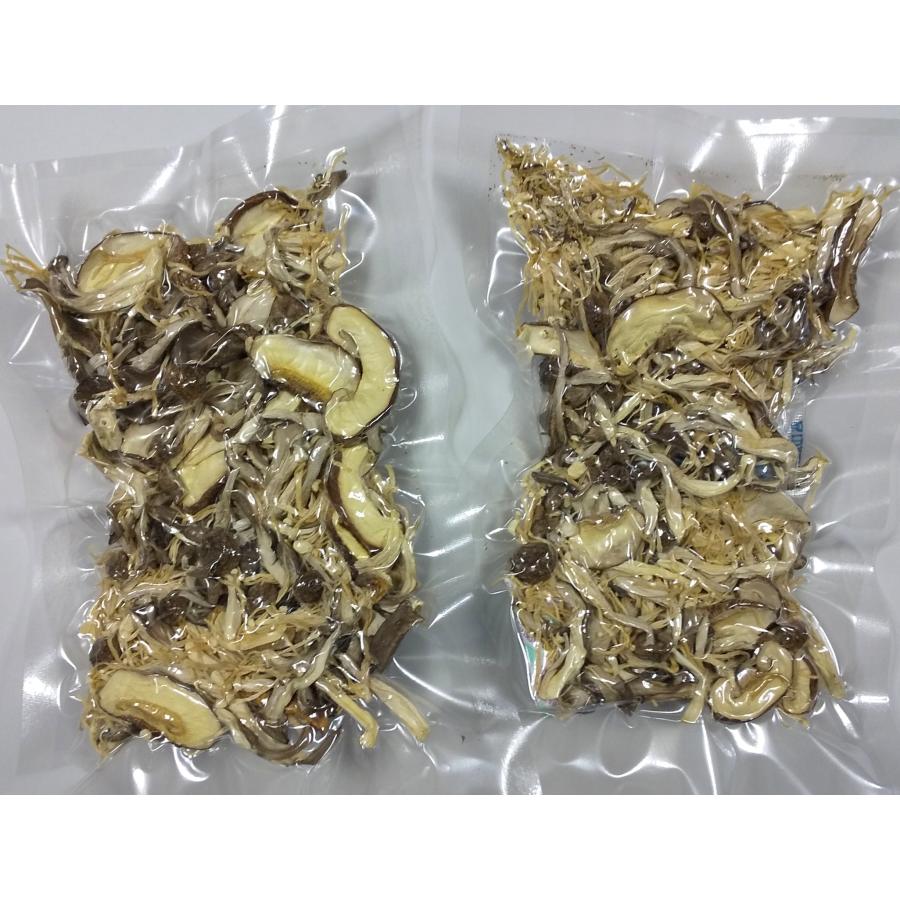 乾燥きのこ　きのこ　ミックス　干しきのこ　乾燥野菜　しめじ　えのき　しいたけ　まいたけ　4種のキノコ　国産　無添加　25g×2袋 の商品画像