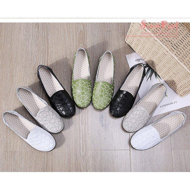 超人気新品 ◇美品◇Church´s◇オペラシューズ◇刺繍◇ベルベット