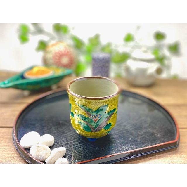 九谷焼 高級 陶磁器 三つ足湯呑 吉田屋万年青(Kutani teacup)おしゃれ