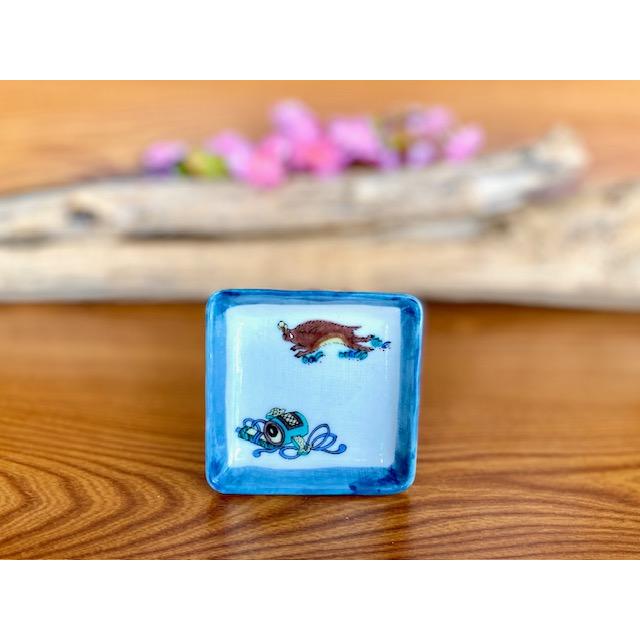 九谷焼 高級 陶磁器 干支皿 亥(いのしし) kutani Zodiac ギフト 内祝