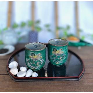 5脚組 収納木箱付き 緑と黄色の斑点模様 茶碗 茶器 陶器 焼物 抹茶碗