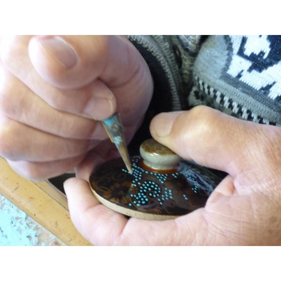 九谷焼 高級 陶磁器 ペアマグカップ 加賀のお殿様・お姫様気分 青粒＋金花詰(傑作)『裏絵』(Kutani pair mug)おしゃれ 手描きの画像